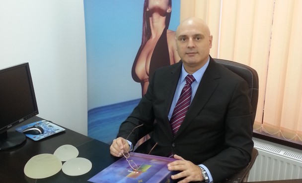 Lifting facial: Reîntinerire fără vârstă la îndemâna ta